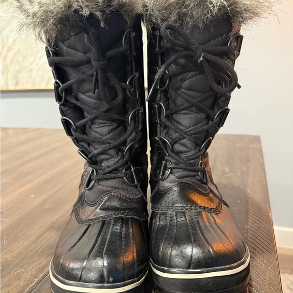Sorel Black Quilted Fur Boots - Picture 3 of 5